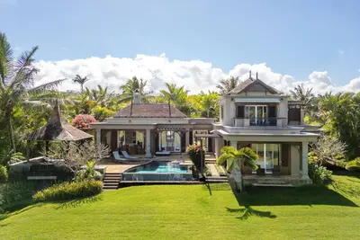 Image de Graceful 4-Bedroom Villa / Infinity Pool & Golf View