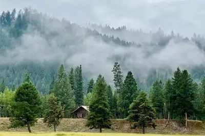 Image de Spacious Log Cabin with Beautiful Views