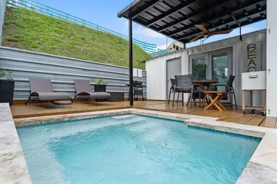 Casa Linda Bonita with Private Pool and River Access