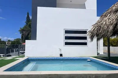 Compact villa central to the island