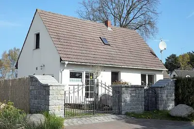 Image de Ferienhaus An der See in Zingst mit Garten und Meeresrauschen