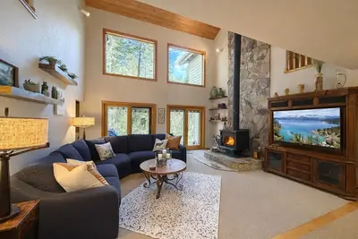 Image de Cozy 5 Br Home, Close to Heavenly, Mountain Bike Trails, & Downtown (Sl371)