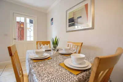 Image de City Centre Limerick 4br Apartment
