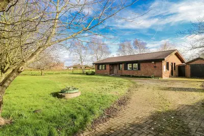 Image de Cherry Trees, pet friendly, with a garden in Grimsby