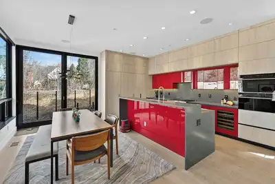 Image de Private Luxury 4-bedroom house on Pearl St