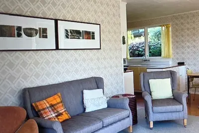 Image de A short walk to the beautiful Lake Taupo relax and take in the fabulous views!