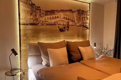 Image de Palazzo Moni - Modern Studio | 2 min to Spa | Balcony & Parking