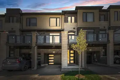 Image de Brand New 4-Br Ensuite Townhouse | Netflix/Disney+