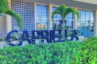 Image de Luxury apartment in serena del mar