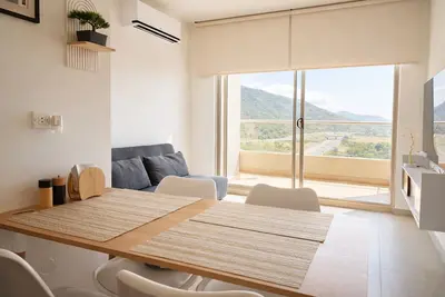 Image de Incredible Sea & Mountain View| Pools & Beach