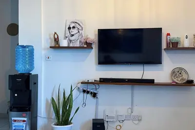 Image de Buxton 2 bedroom apartment- With Ac/Hot Shower| Netflix