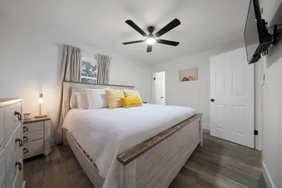 Image de Quiet Pet-Friendly Home • Sleeps 7 • Minutes to Wec Ocala