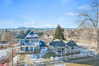 Image de Downtown Victorian - 5 King Beds