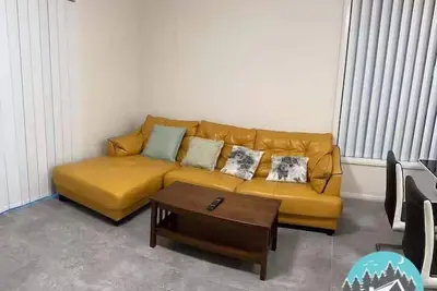 Image de Bright Modern Home in Cobbitty with Parking