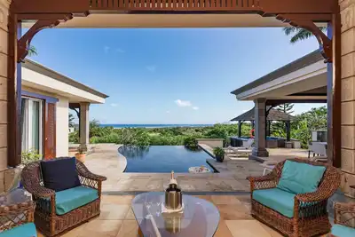 Image de Spacious 4-Bedroom Ocean View Villa / Infinity Pool & Outdoor Living
