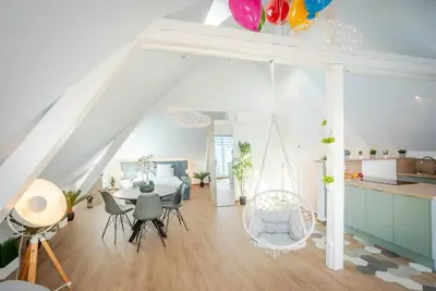 Up – Proche Basel | Loft Sous Combles & Vue