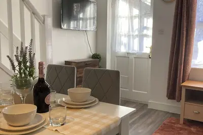 Image de Charming 1br + Mezzanine / Free Allocated Parking