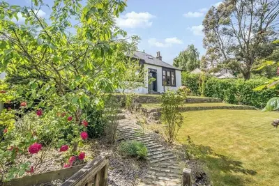 Image de Traditional Edinburgh Stone Cottage Near City Centre