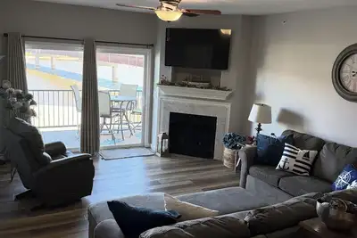 Image de Lakefront 2 Bedroom Condo in Camdenton - 10 minutes from Ballparks National