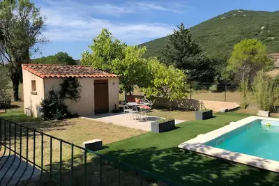 Image de Gîte Aux Portes Des Cévennes : Vue Montagne, Wi-Fi et Climatisation