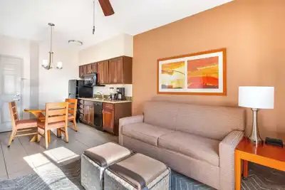 Image de Comfortable Tucson Suites w/ Pool & Game Room | 2 Units Close to UArizona