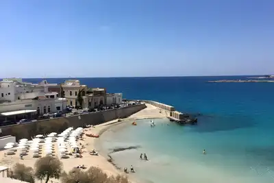 Image de Appartement 'Azzurra Home Holidays' avec vue sur la mer, balcon et climatisation