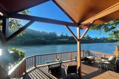 Image de Coastal Cabin Getaway & Animal Sanctuary