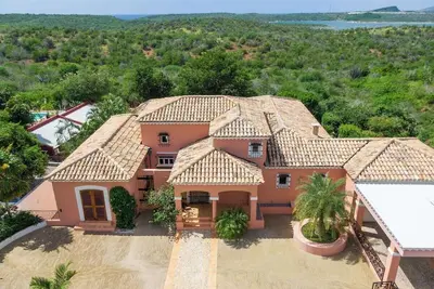 Image de Celebrity Hacienda Curaçao