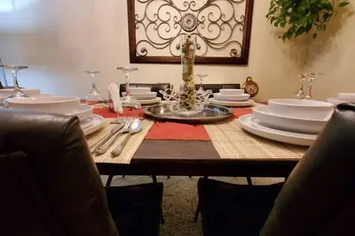 Image de Yyz Parkview Suites- Your Park, Community, Family!