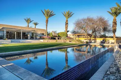 Image de Spacious 5-bedroom villa •Large Infinity Pool •Spa •Game Room •Striking View