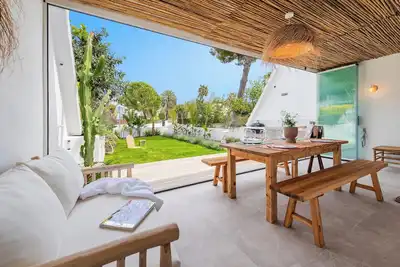 Image de Fantastic garden apartment directly on the dream beach of Puerto Alcudia