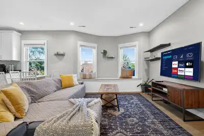 Luxe 3 bd | Boston | Penthouse