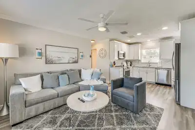 Image de 5 Mi to Riverwalk: Bradenton Family Home w/ Yard