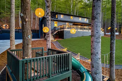 Image de Ultimate 7br Getaway. Sleep 20. Pickleball, Golf Sim, Arcade, Theatre, Sauna, Spa
