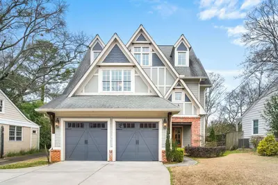 Image de Luxury Brookhaven Retreat 6br/5ba Spacious Yard Minutes to Buckhead