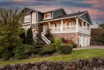 Image de Beautiful 5-bedroom home w/Ac & Hot tub in Newcastle-Fifa World Cup Home Ready!