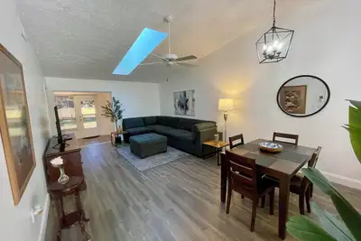 Image de Pretty lodging Serene view retreat in Lake Placid!