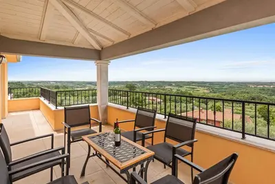 Image de Appartement de vacances avec climatisation et piscine