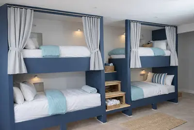 Image de Studio Fore | Boutique 4-Bed | Steps to Beach