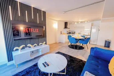 Image de Modern 2 Beds 2 Bath Flat w/ Balcony