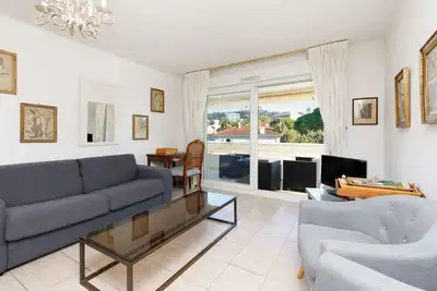 Image de Appartement à Cannes avec 2 chambres à coucher, 6 couchages