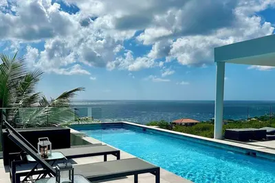 Image de OceanView Villa 5-bed in Beautiful Coral Estate W/Pool-5star