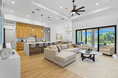 Image de New 3-bedroom Villa in Rotonda West - Heated Pool, Grill