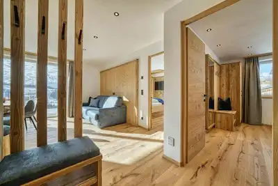 Image de Appartement « Hinterrainerhof - Lodge Montes » avec vue sur la montagne, jardin et Wi-Fi