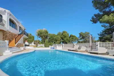 Image de 4 Bedroom 4 Bathroom Luxury Javea Villa