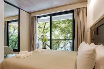 Image de Portal Arévalo in Palermo by Magno | 22