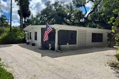 Image de La Maison at Alva Oaks Farm- A quiet and serene getaway nestled among old oaks!