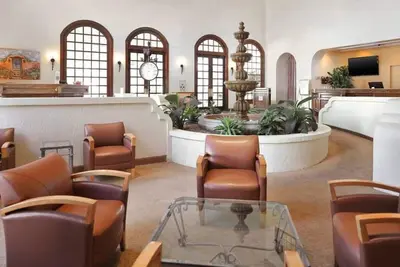 Image de Mini Golf, Sports Courts & Spa Hideaway for Outdoor Lovers l Two 1br Units