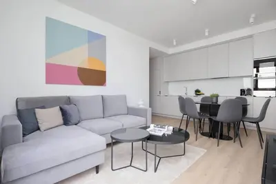 Image de Ludwiki 4a Warszawa | Prestigious Apartment with Parking and Desk