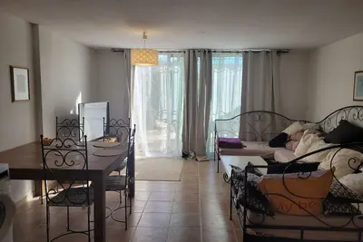 Image de Gîte « Mas Cornille » avec vue sur la montagne, Wi-Fi et climatisation